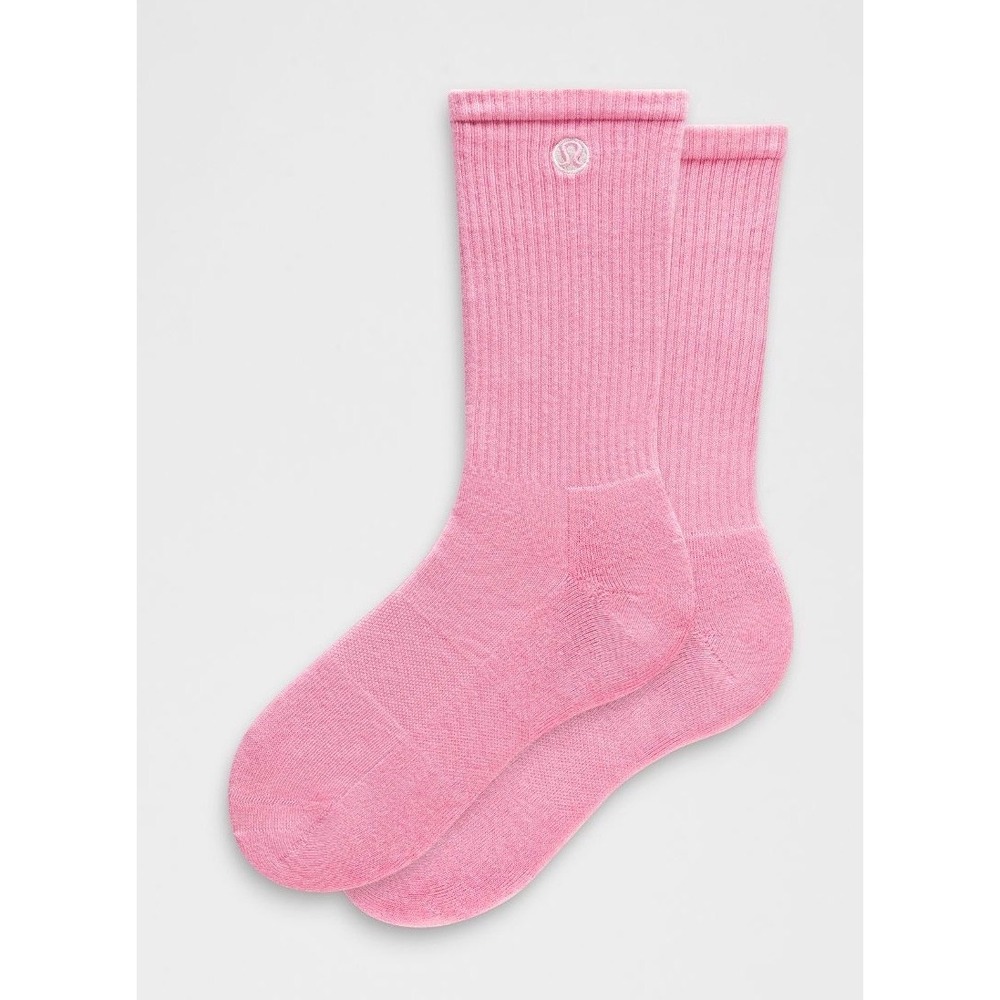 Lululemon NWT Daily Essential Crew Socks Pink Unisex - Large